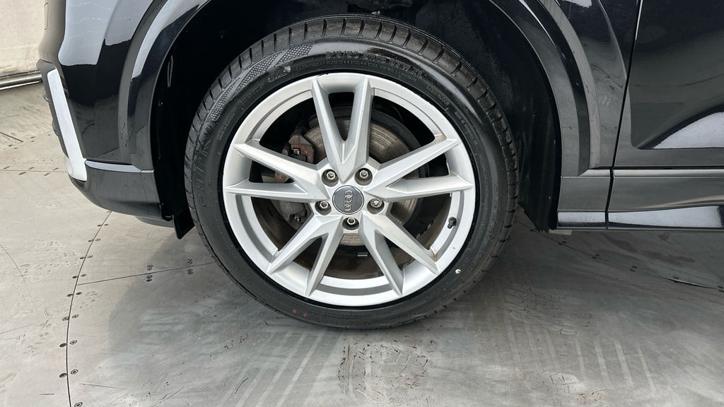 Audi Q2 Tfsi S Line Grey #21