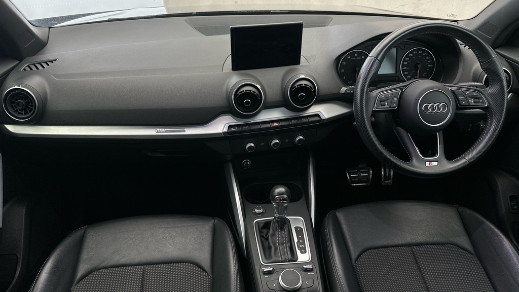 Audi Q2 Tfsi S Line Grey #12
