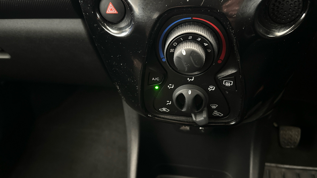 Citroen C1 Hatchback Green #15