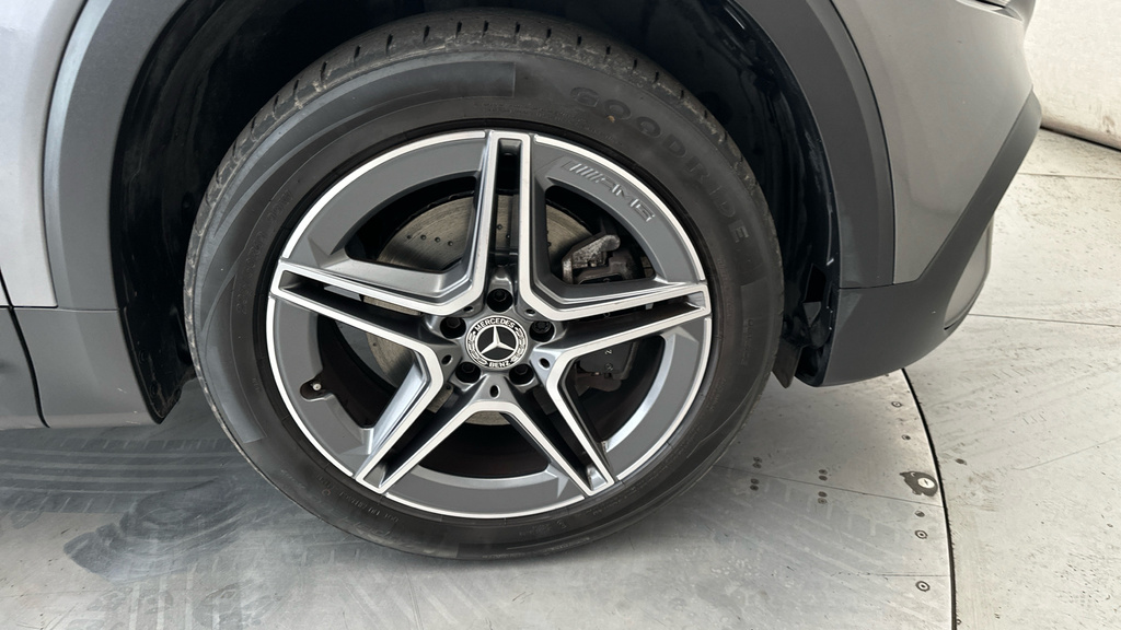 Mercedes-Benz GLB Class Suv Black #25