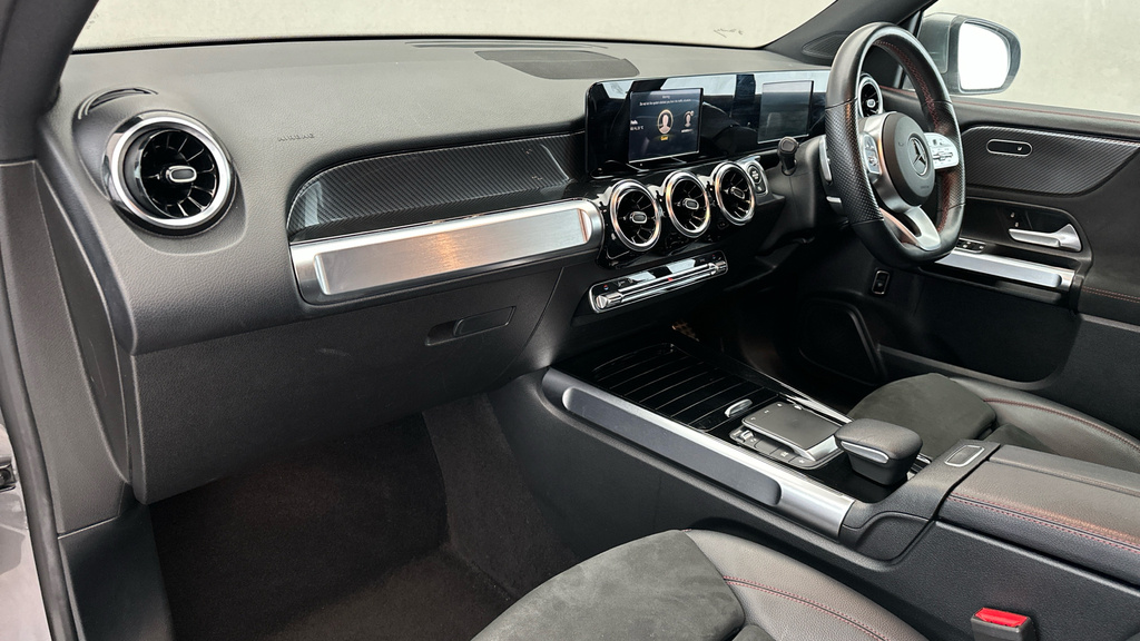 Mercedes-Benz GLB Class Suv Black #11