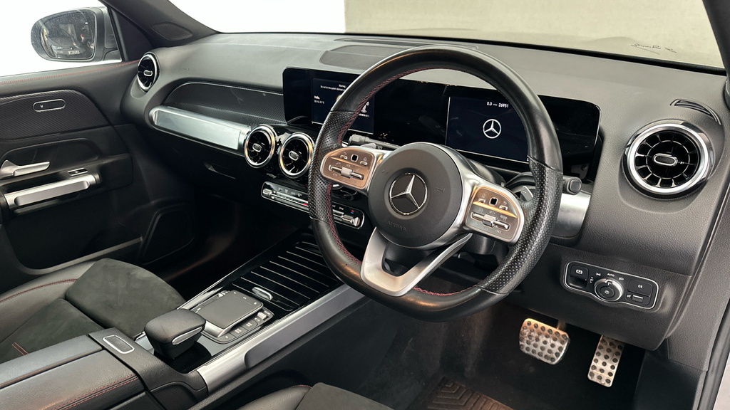 Mercedes-Benz GLB Class Suv Black #10