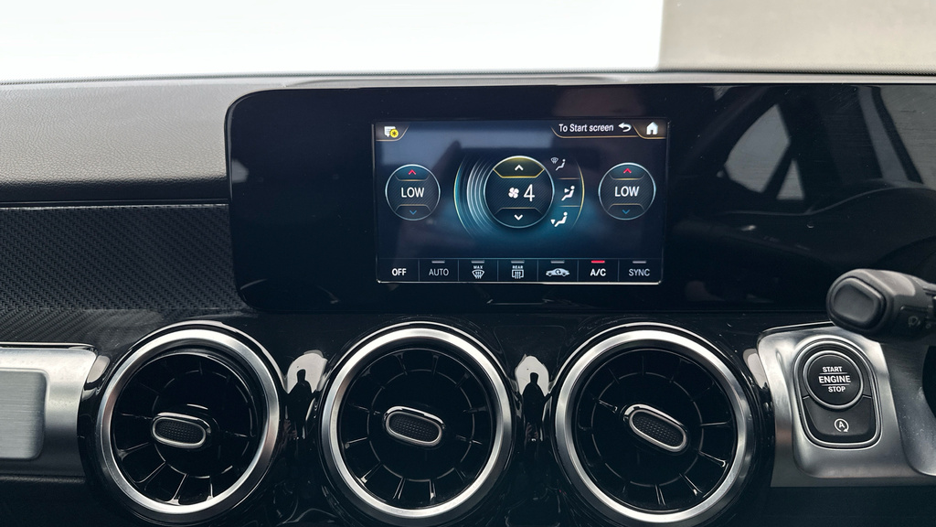 Mercedes-Benz GLB Class Suv Black #16