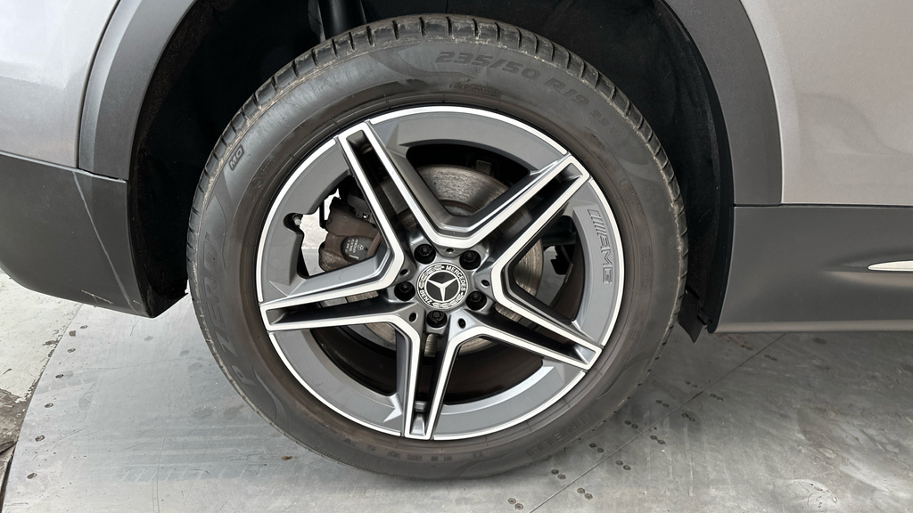 Mercedes-Benz GLB Class Suv Black #24
