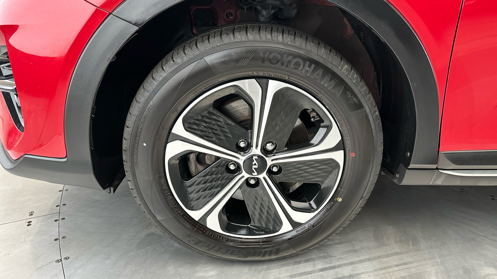 Kia Xceed 2 Silver #23