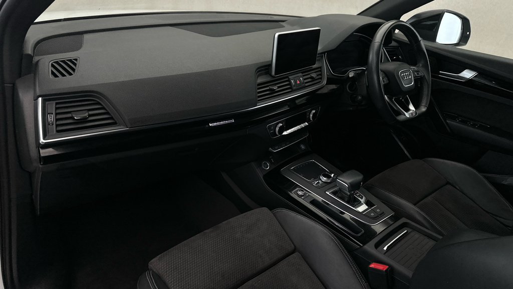 Audi Q5 Suv Black #12