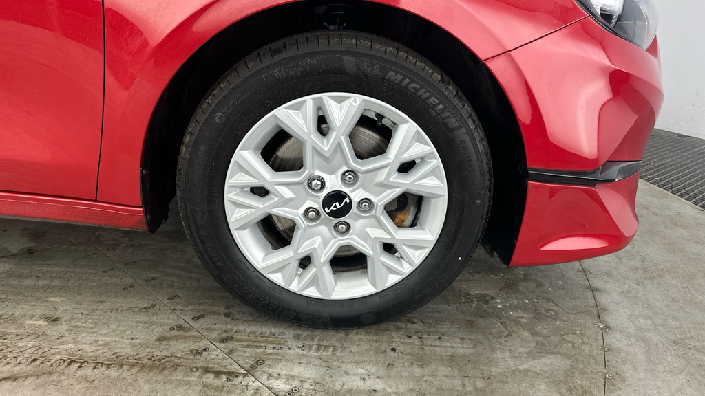 Kia Ceed Hatchback  #25