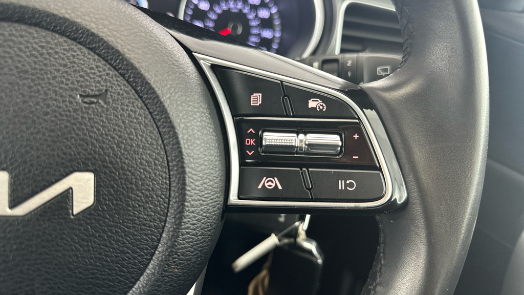 Kia Ceed Hatchback  #14