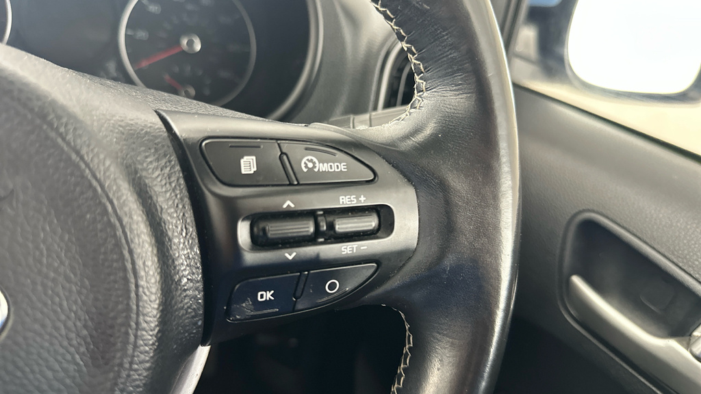 Kia Picanto 2 Hatchback Blue #12