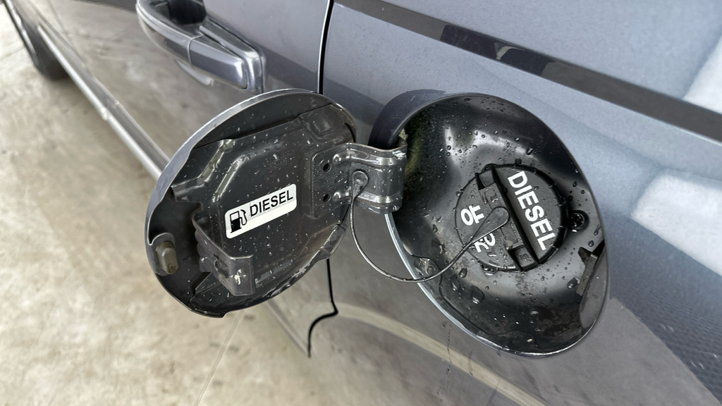 SsangYong Turismo D Ex Grey #25
