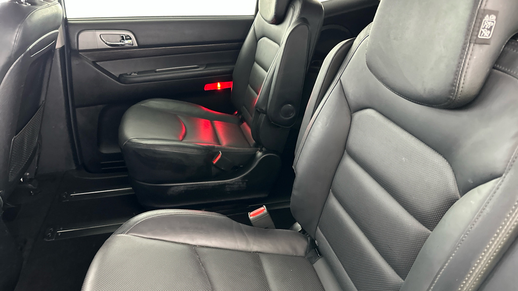 SsangYong Turismo D Ex Grey #18