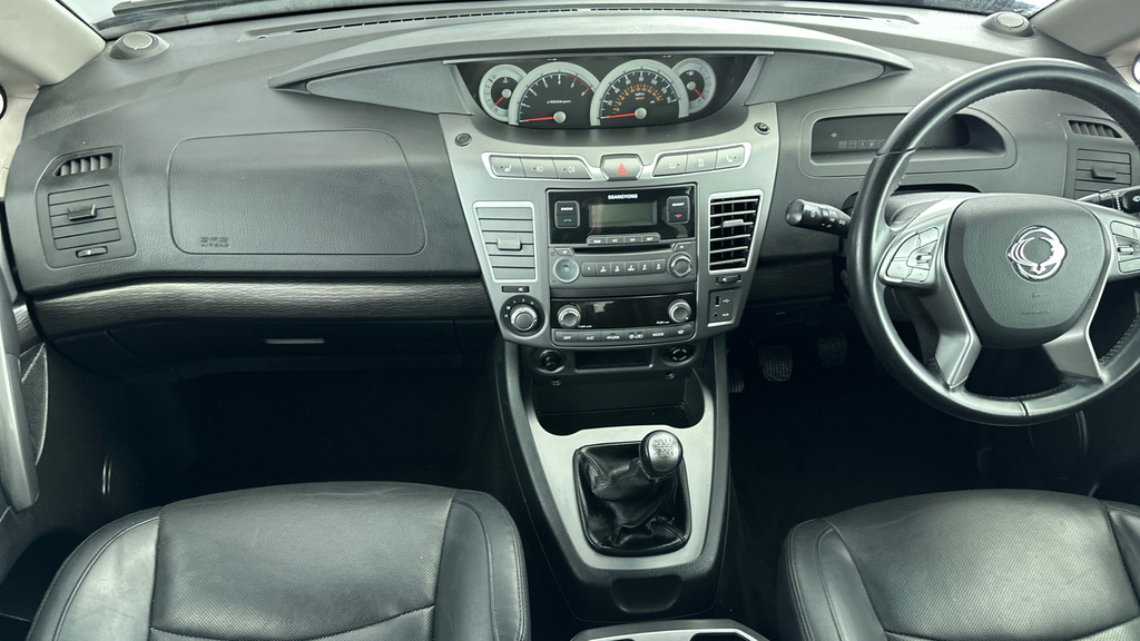 SsangYong Turismo D Ex Grey #11