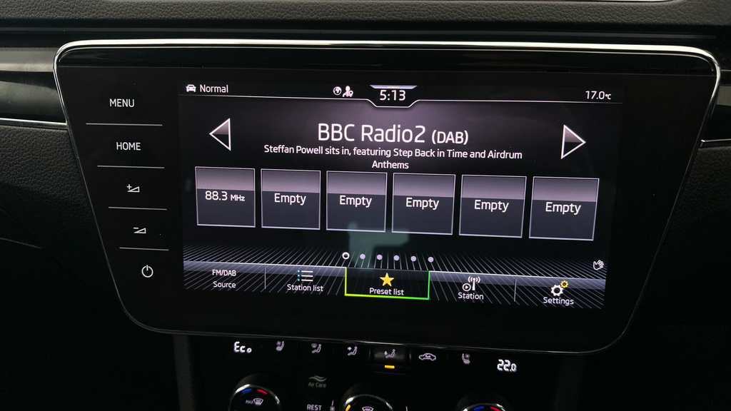 Skoda Superb Se Technology Silver #17