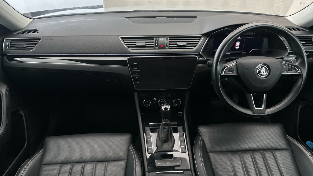 Skoda Superb Se Technology Silver #14