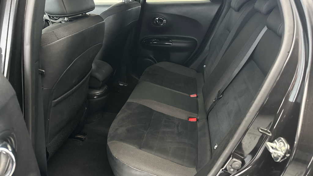 Nissan Juke Acenta Red #17