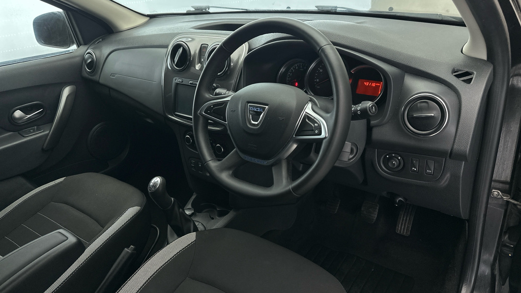 Dacia Sandero Stepway Hatchback 0.9 Stepway Essential Tce 90 My18 2018 White #10
