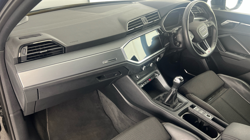 Audi Q3 Tdi S Line Black #10
