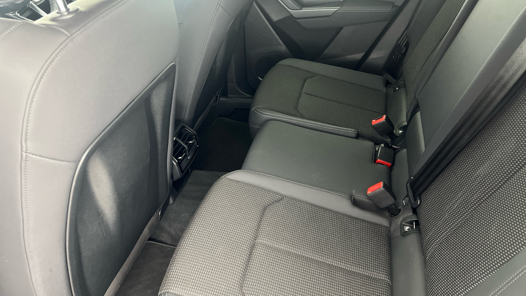 Audi Q3 Tdi S Line Black #24