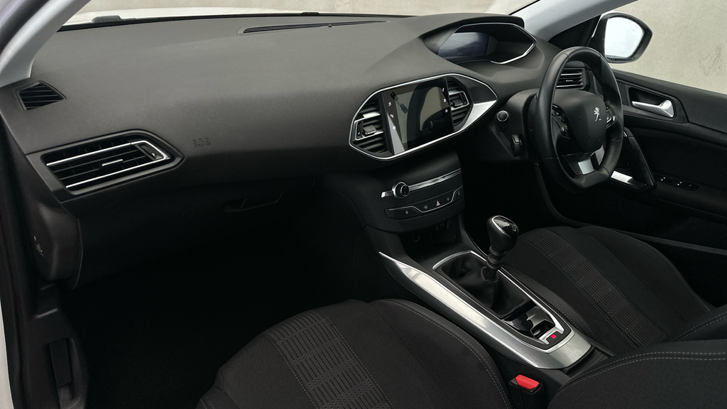 Peugeot 308 Hatchback White #12