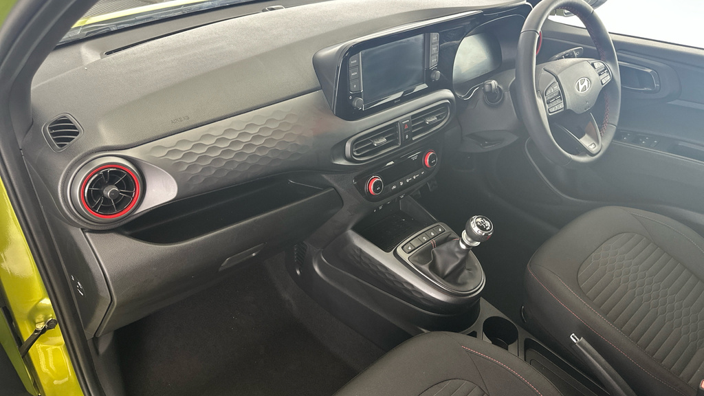 Hyundai I10 Advance White #10