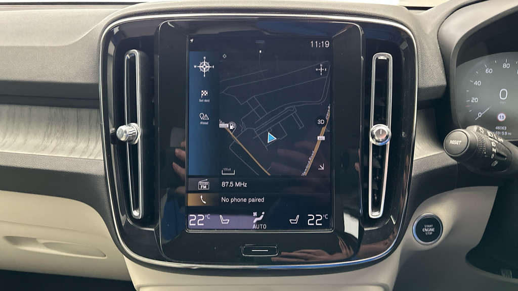 Volvo XC40 Suv Red #17