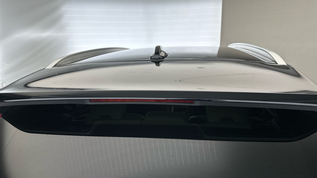 Volvo XC40 Suv Red #4