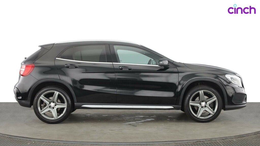 Mercedes-Benz GLA Class Class Gla 200D Se Hatchback Green #2