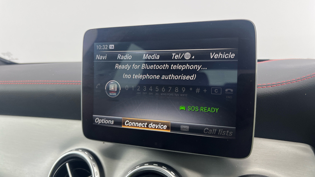 Mercedes-Benz GLA Class Class Gla 200D Se Hatchback Green #15