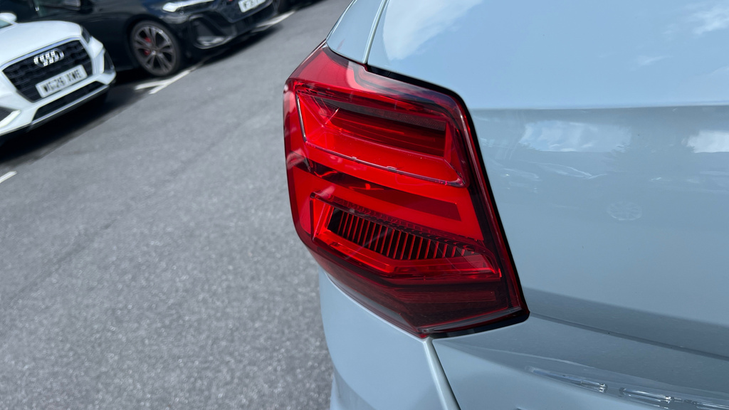 Audi SQ2 Sq2 Black Edition Tfsi Quattro S-a Grey #45