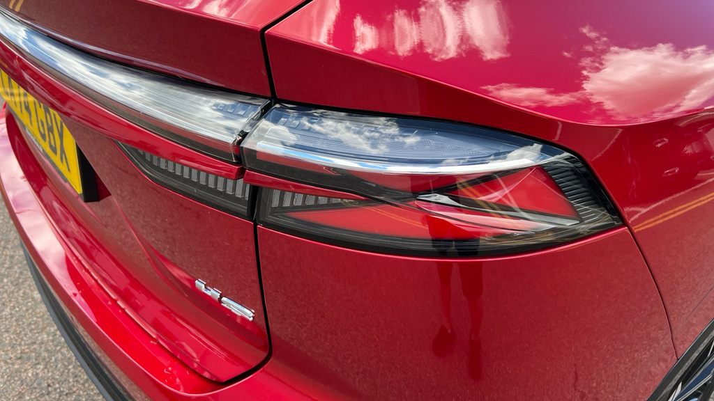 MG HS Hat 1.5 T-gdi Trophy Phev Au Black #47
