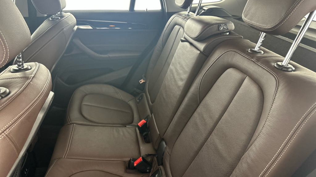 BMW X1 Sdrive 18D Se White #21