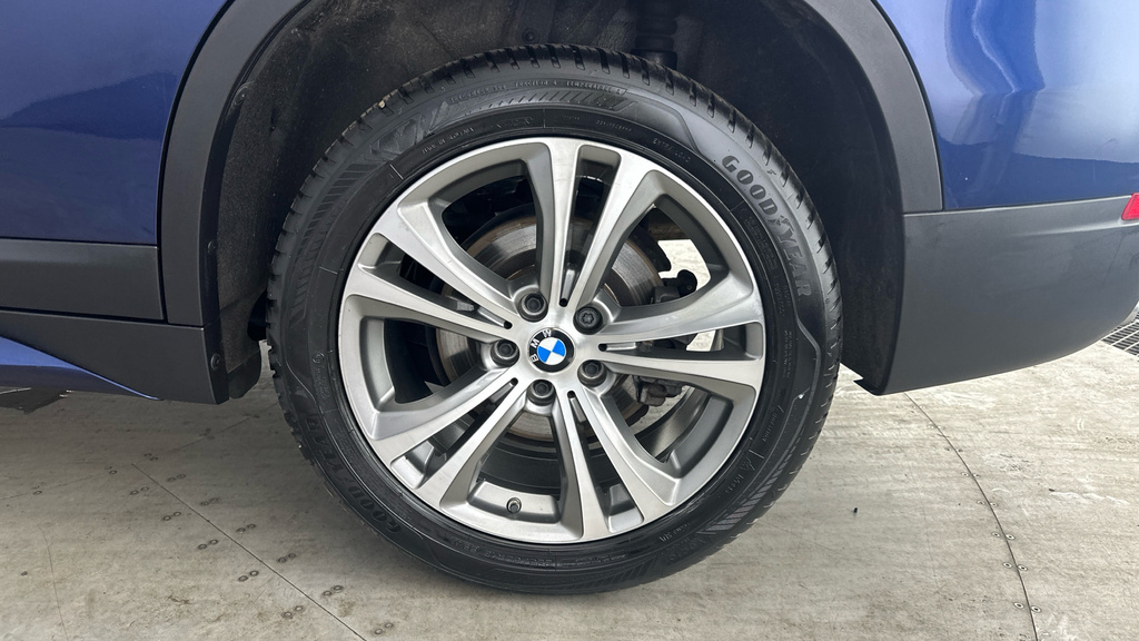 BMW X1 Sdrive 18D Se White #25