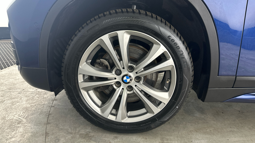 BMW X1 Sdrive 18D Se White #24