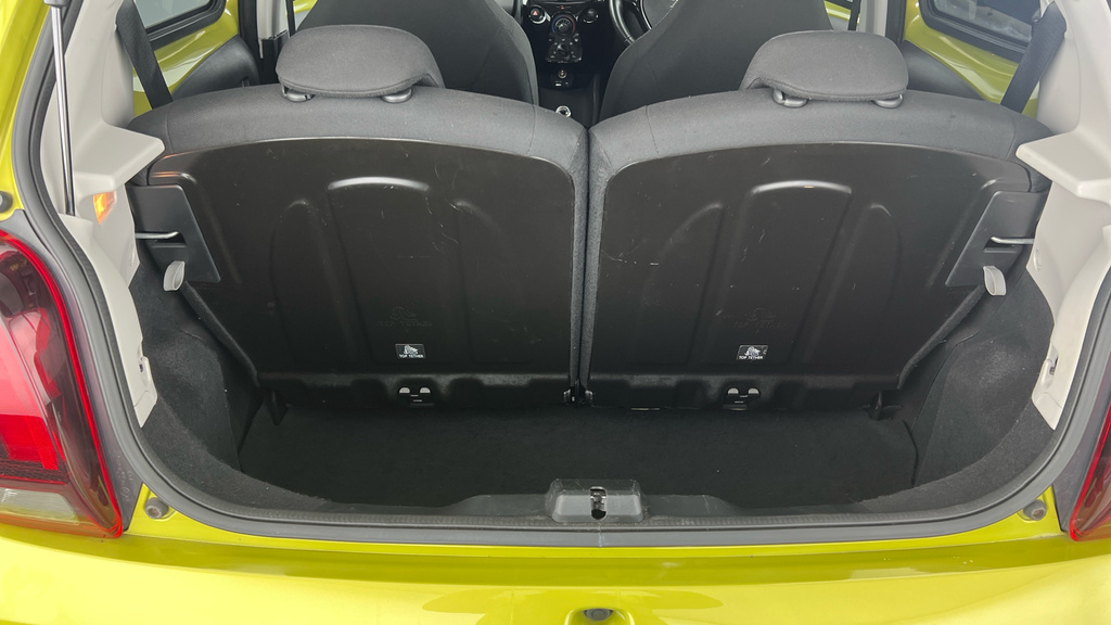 Peugeot 108 Active Red #20