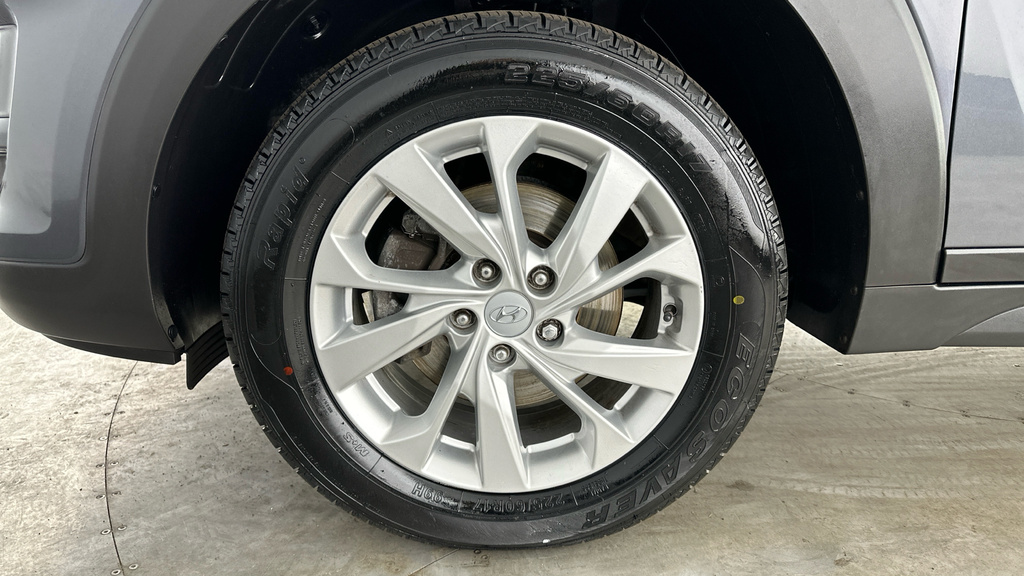 Hyundai Tucson #23