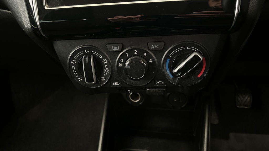 Suzuki Swift Sz3 Dualjet Black #13