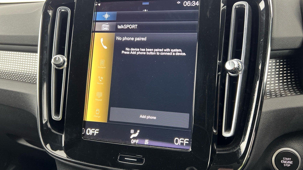 Volvo XC40 B4 R-design Pro Black #15
