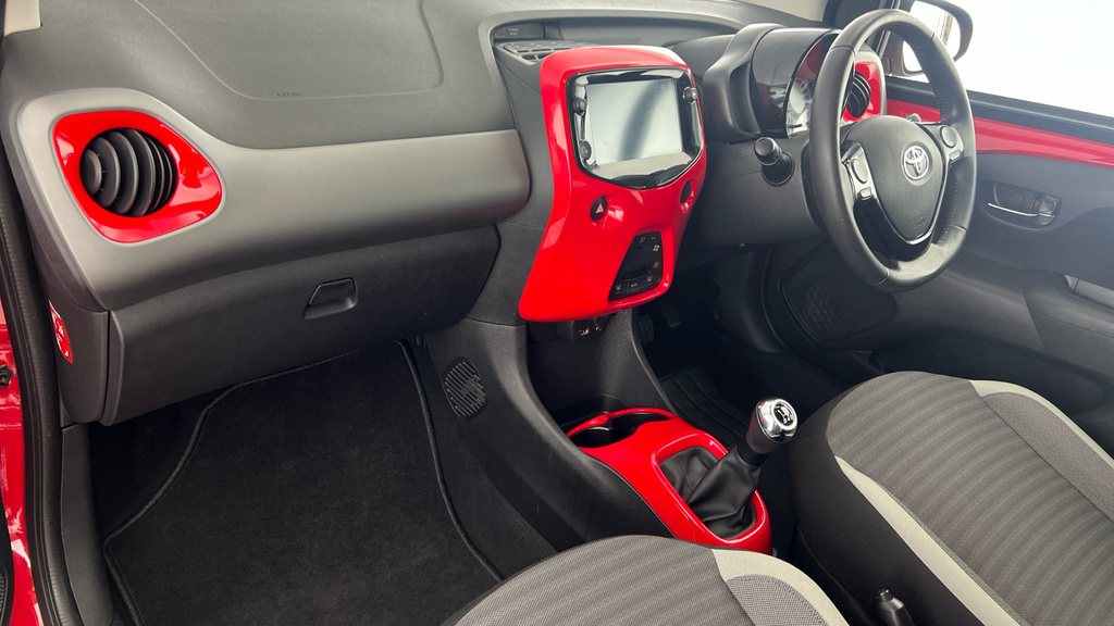 Toyota Aygo X X-plore Blue #10