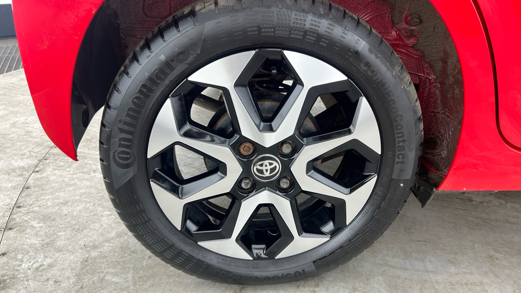 Toyota Aygo X X-plore Blue #27