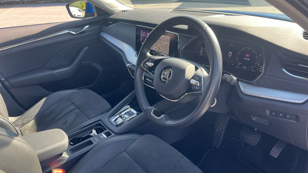 Skoda Octavia 1.5 Tsi Se Technology Black #9