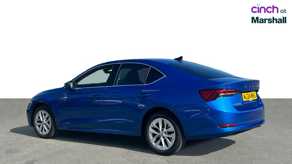 Skoda Octavia 1.5 Tsi Se Technology Black #5