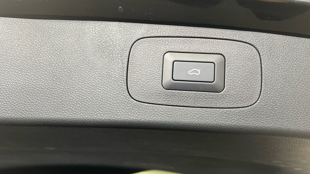 Chery Tiggo 8 1.5T Phev Summit Dht White #36