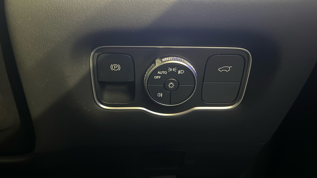 Chery Tiggo 8 1.5T Phev Summit Dht White #40