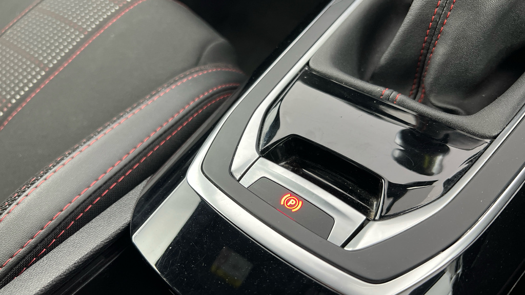 Peugeot 308 Tech Edition Black #12