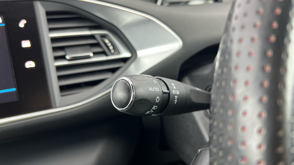 Peugeot 308 Tech Edition Black #13