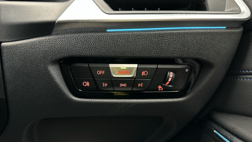 BMW 3 Series 330E M Sport Step Pro Pack Blue #13