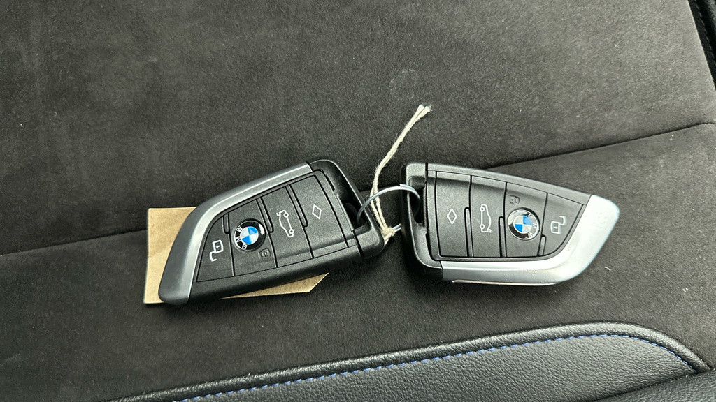 BMW 3 Series 330E M Sport Step Pro Pack Blue #35