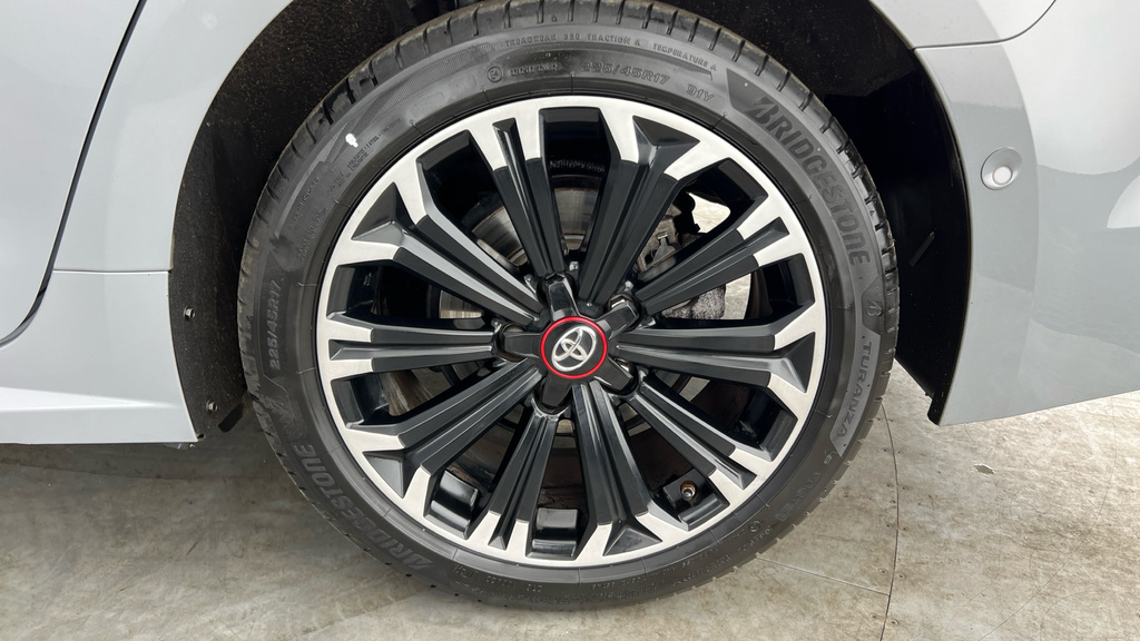 Toyota Corolla Corolla Excel Hev Cvt Black #27