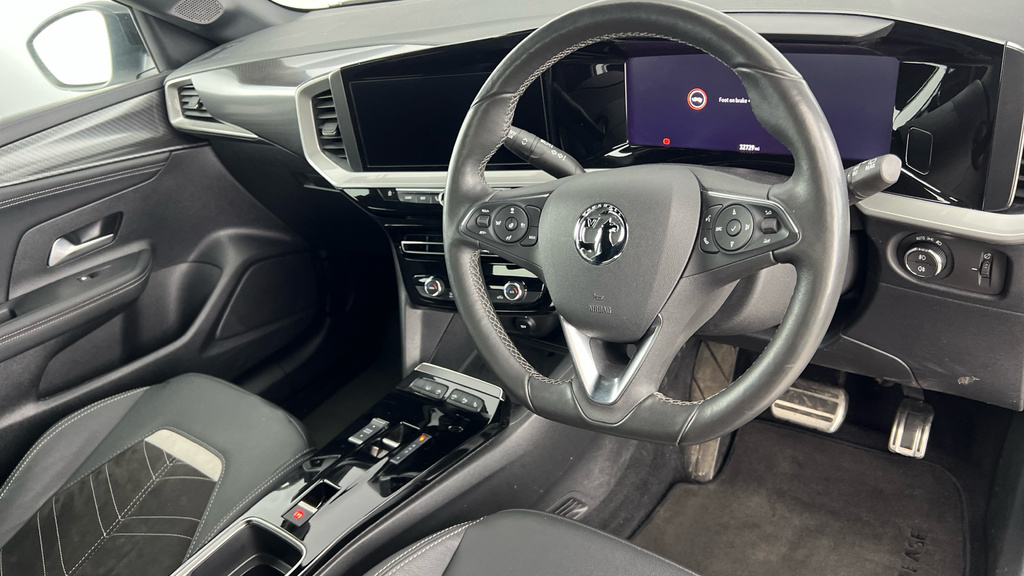 Vauxhall Mokka Design White #9
