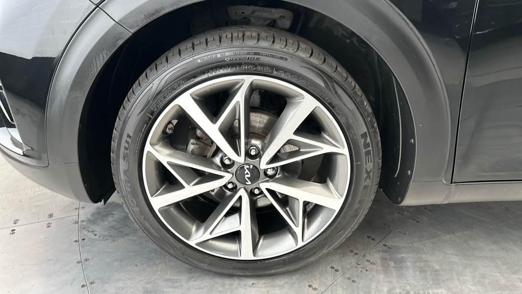Kia Niro 4 Black #25